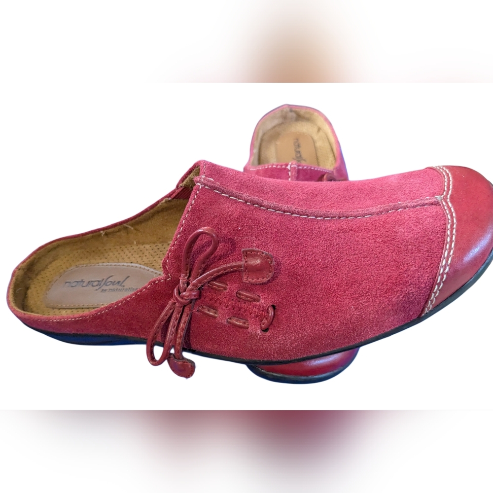 NEW! Naturalizer Natural Soul Red Suede Mules